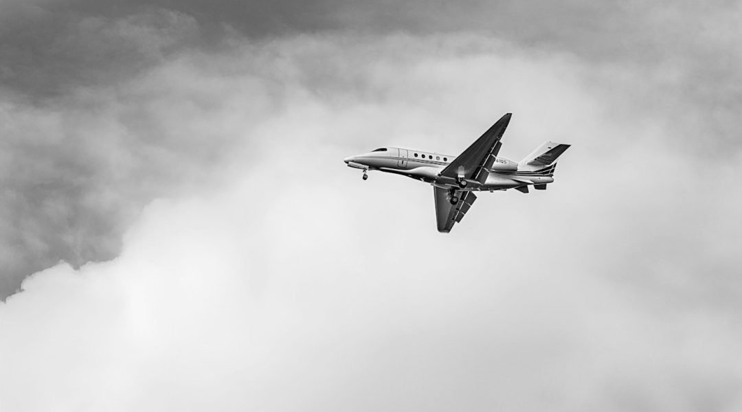 jet-midsize.jpg